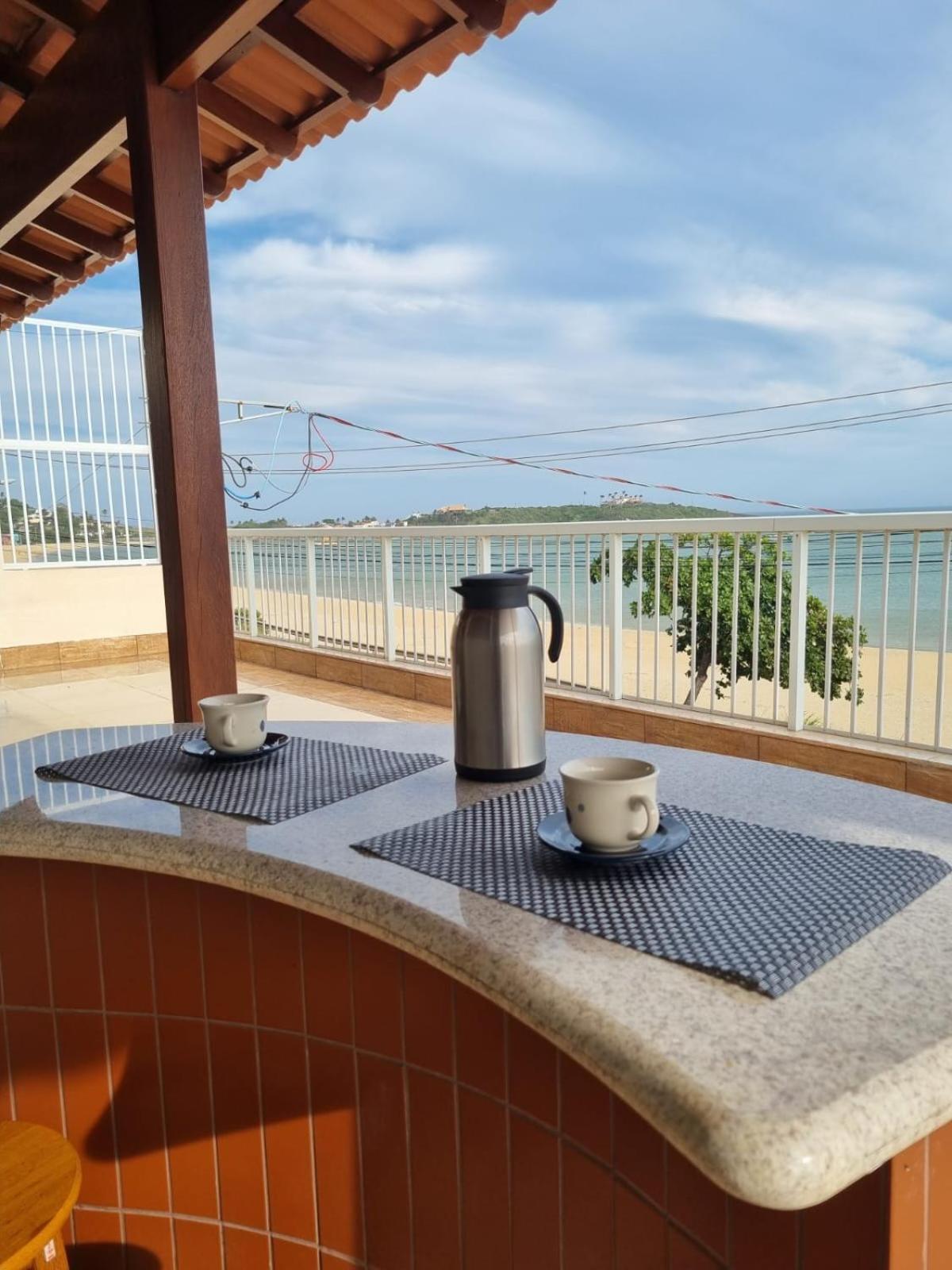 Ipe Amarelo - Frente Ao Mar Na Praia De Meaipe, Guarapari Eksteriør bilde